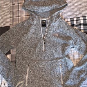 women’s north face quarter zip